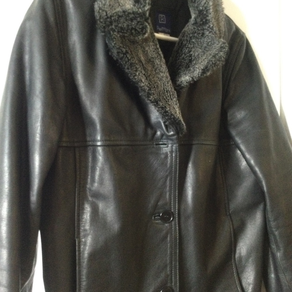 Soft black leather jacket, Fuax fur collar - Picture 3 of 14